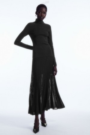 Black COS Pleated Knitted Turtleneck Maxi Dress | RE78-L8YZ