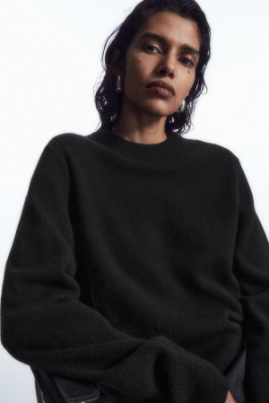 Black COS Pure Cashmere Sweater | KX46-Z8YZ