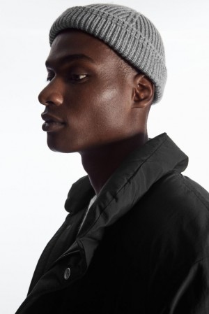 Black COS Short Merino Wool Beanie | TD75-S8GL