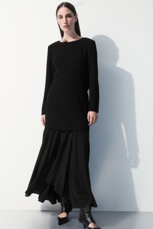 Black COS The Flared Silk Maxi Skirt | LY55-V2DZ