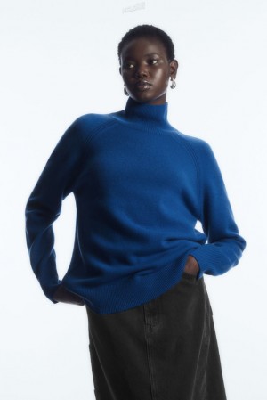 Dark Navy COS Pure Cashmere Turtleneck Jumper | CR54-A0GD