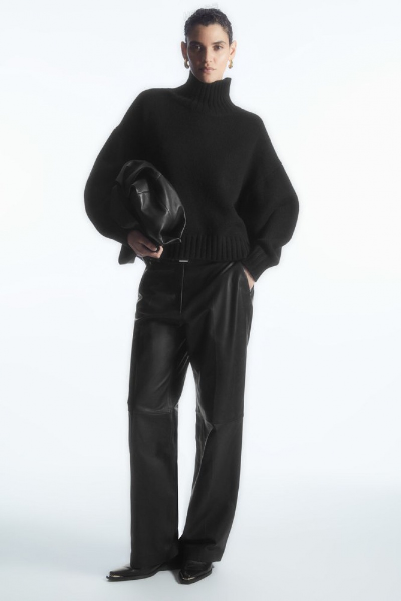 Black COS Chunky Pure Cashmere Turtleneck Sweater | BZ95-N5HA