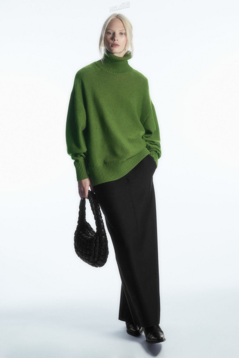 Black COS Oversized Wool Roll-Neck Sweater | LR09-L5OO