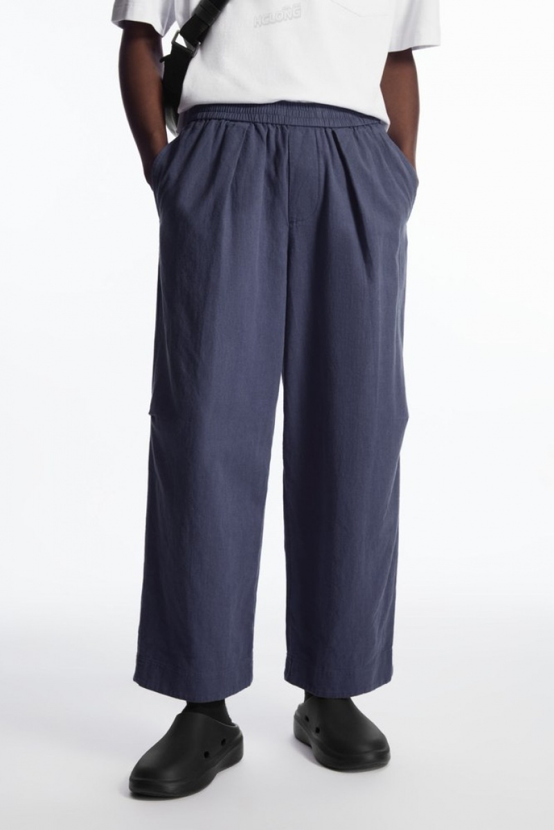 Black COS Pleated Wide-Leg Chambray Pants | NV12-I2OW