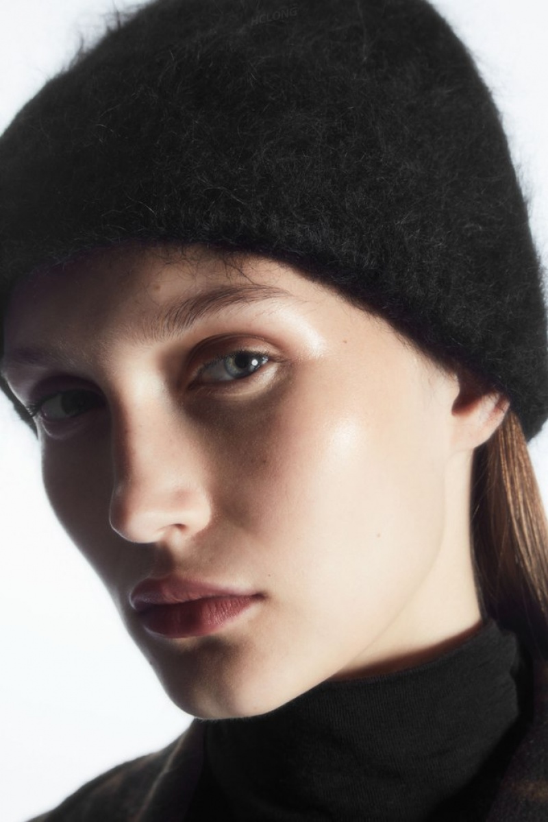 Black COS Ribbed Mohair Beanie | XQ58-Q8KJ