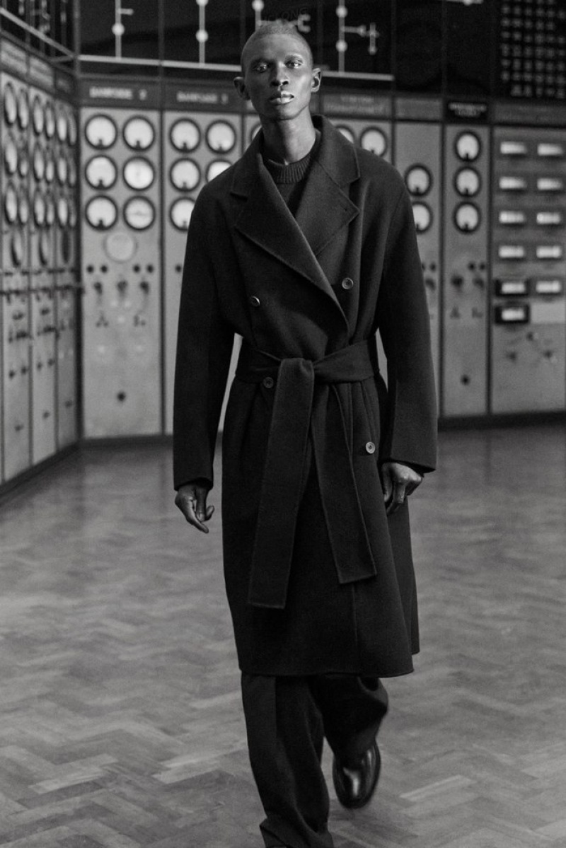 Black COS The Double-Breasted Wool Coat | TX66-U0WE