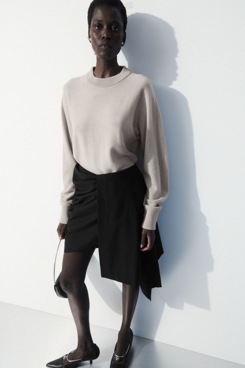 Chalk Beige COS The Essential Cashmere Sweater | HV54-X9YR