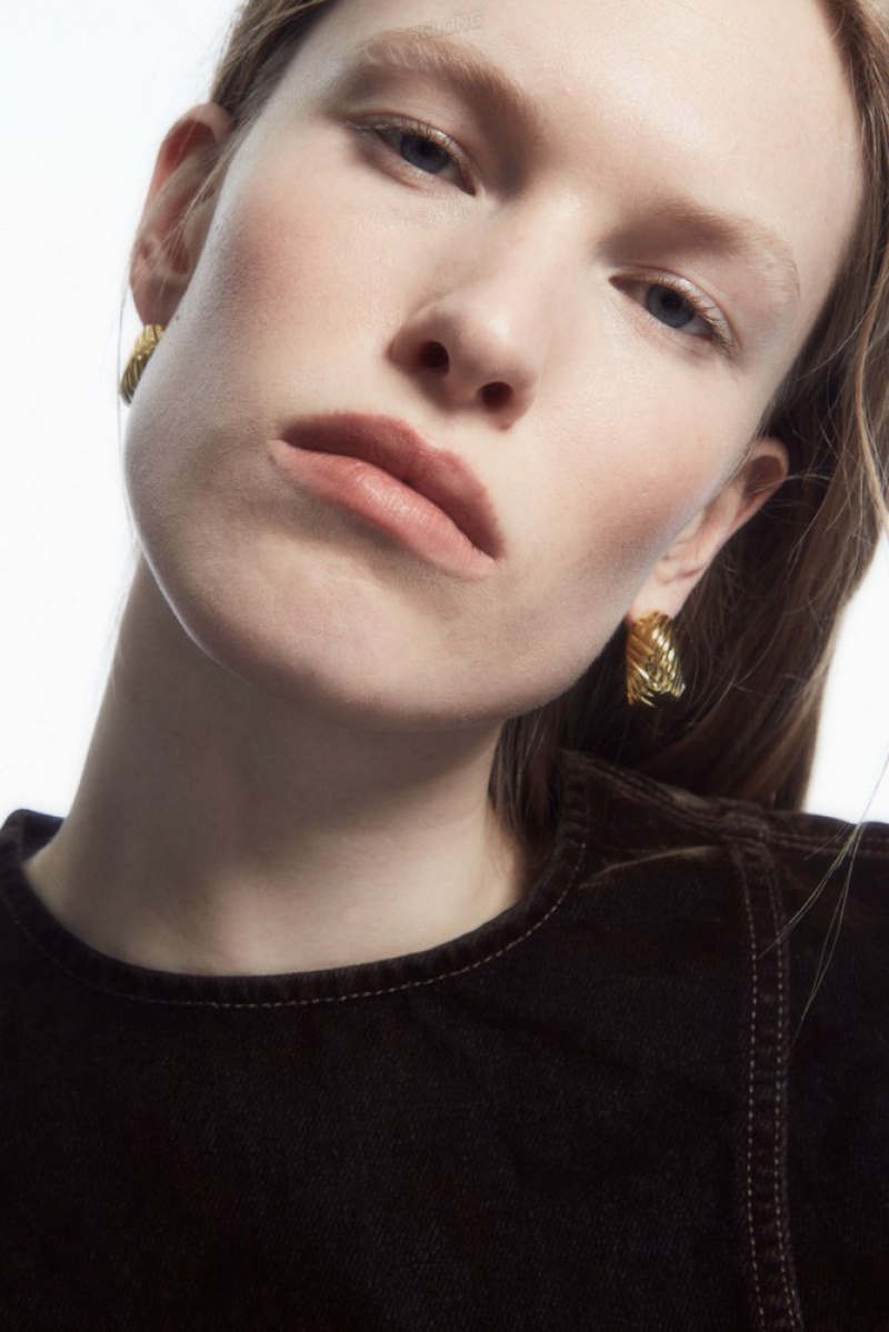 Gold COS Chunky Plait Hoop Earrings | KZ64-K2EA